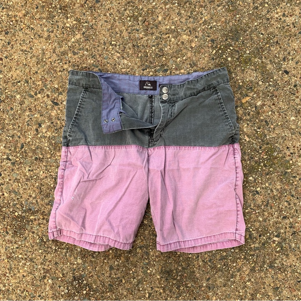 Quicksilver Shorts SIZE 29 (STRAIGHT FIT)